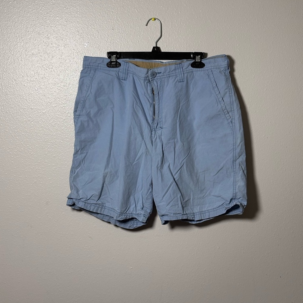 Columbia Men Light Blue Casual Chino Shorts size 36.